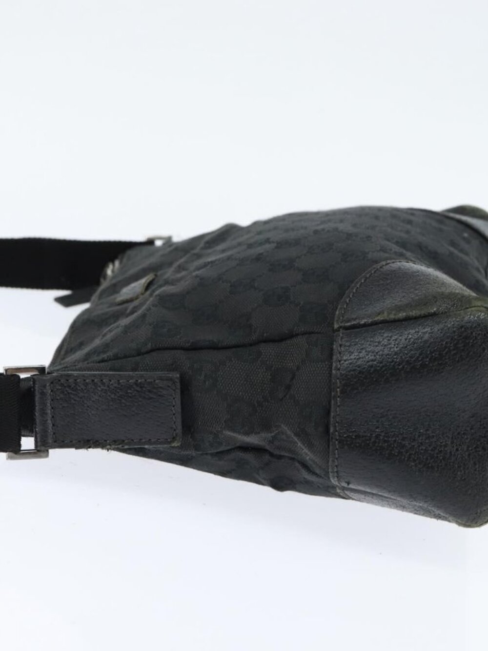 Authentic GUCCI GG Canvas Shoulder Bag Black Silver 114273 - Picture 11 of 16